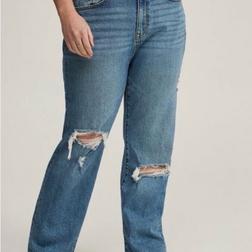 Torrid High Rise Baggy Straight Distressed Blue Jeans - Size 28T - Picture 2 of 9